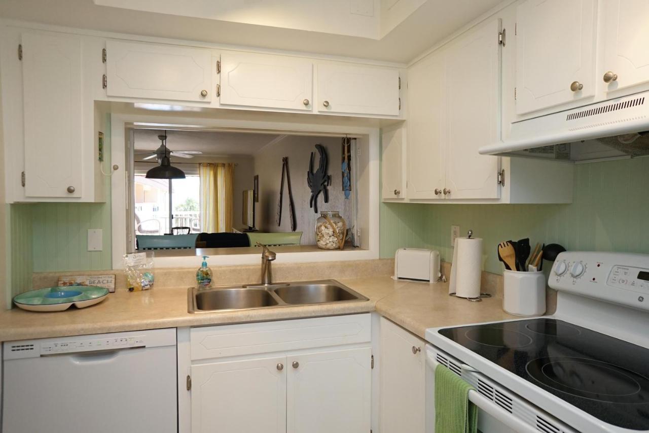 Wow! Updated Oceanfront, Pool Front Spanish Main Condo 45! Cocoa Beach Eksteriør billede